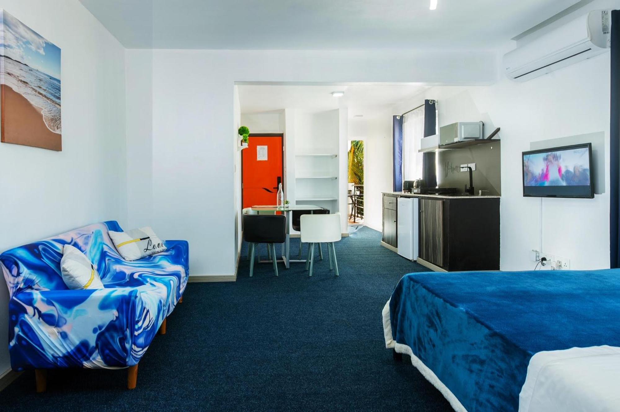 C-View Apartments Flic-en-Flacq エクステリア 写真